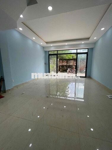Nhà đẹp cho thuê 3 tầng (6m x 16m) có 4 phòng ngủ khu dân trí cao
