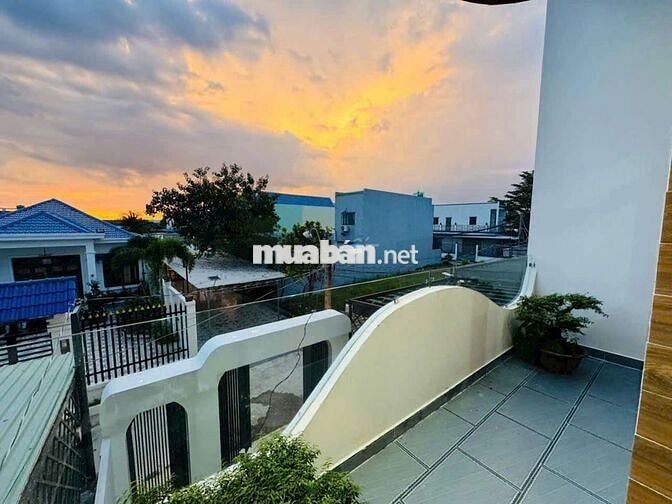 NHÀ KIẾN TRÚC ĐẸP ĐÚC 1 LẦU 5X30 ĐINH ĐỨC THIỆN.XÃ LONG TRẠCH.CẦN ĐƯỚC