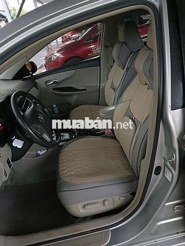 Toyota Altis 1.8G 2011 màu Bạc