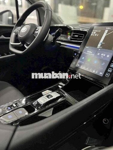 Hyundai Custin 7 chỗ đủ màu, phiên bản giao ngay