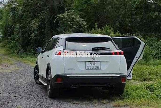 Peugeot 2008 8000 km giá còn thương lượng