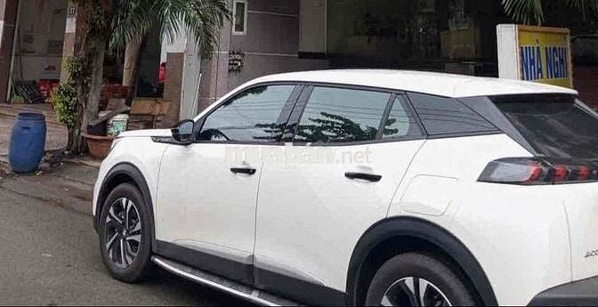 Peugeot 2008 8000 km giá còn thương lượng