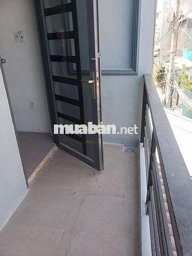 Cho Thuê 1 tầng riêng biệt trong nhà nguyên căn