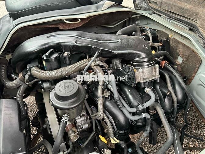 Toyota Hiace 2011 máy xăng 16 chỗ xe cơ quan !