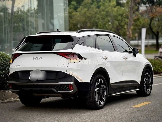 Kia Sportage 2022 Signature 1.6T AWD - 24000 km