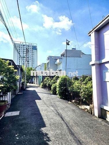 Bán Nhà Cấp 4 Hẻm Xe Hơi Đ.Số26 Linh Đông  DT103m(4.5×23) full Thổ Cư