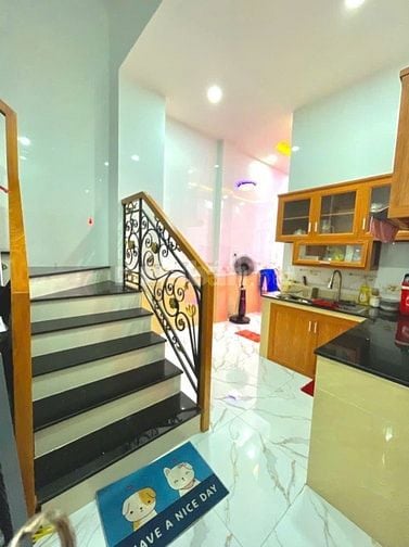 Cho thuê nhà đẹp An Dương Vương, Q6 giá 18tr 