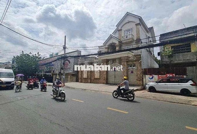 Nhà 5 tầng sát mặt tiền ( 4m x 18m) Lạc Long Quân q11