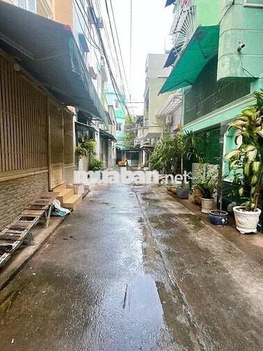 Nhà 2 mặt tiền 4 lầu (3,1m x15m) Hồng Bàng q11