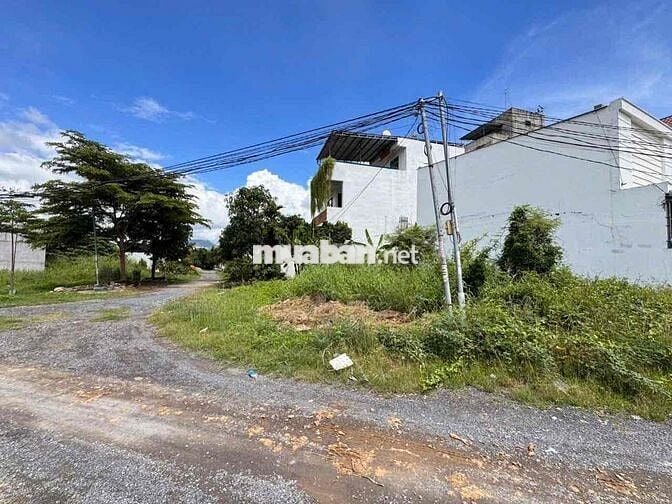 Bán Lô Góc Hiếm Có đường 8m - 10m Vĩnh Châu - Vĩnh Hiệp, DT: 130m2