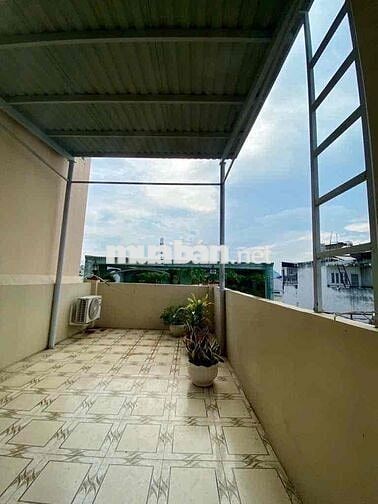 Nhà 2 mặt tiền 4 lầu (3,1m x15m) Hồng Bàng q11