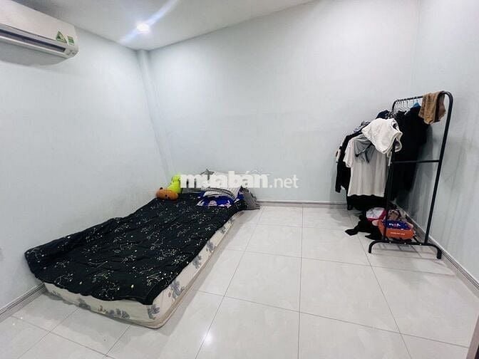 Nhà phố 2 mặt tiền Nguyễn Văn Tạo - Nguyễn Hữu Thọ. Sổ hồng riêng