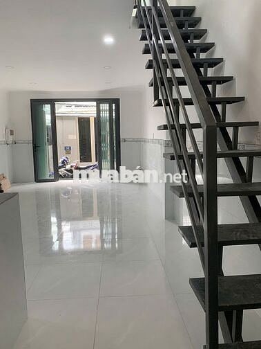 Nhà hẻm bán hoặc cho thuê (giá cho thuê 5tr/tháng)