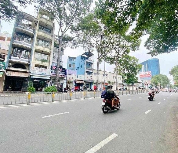 Nhà 4 lầu mặt tiền KD 3/2 (3,1m x9m) p2 q11