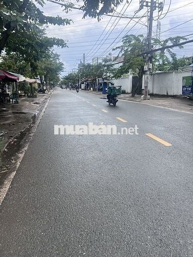 Nhà phố 2 mặt tiền Nguyễn Văn Tạo - Nguyễn Hữu Thọ. Sổ hồng riêng