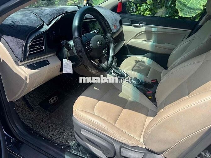 Hyundai Elantra 1.6 At lướt đẹp đời 21