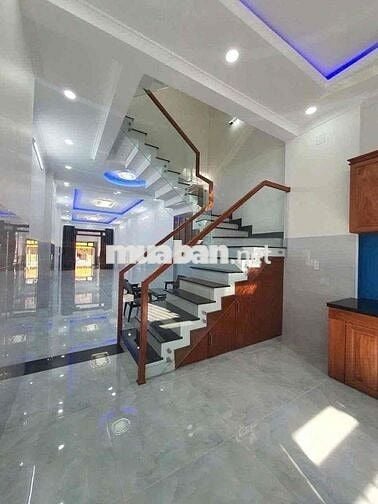 Bán Nhà Mặt Tiền Trần Văn Mười Hóc Môn