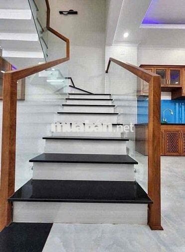 Bán Nhà Mặt Tiền Trần Văn Mười Hóc Môn