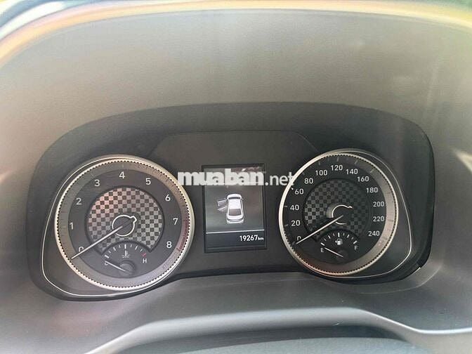 Hyundai Elantra 1.6 At lướt đẹp đời 21