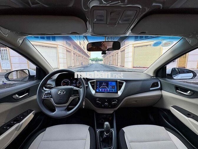 Hyundai Accent 2019 1.4 MT Base - 90000 km