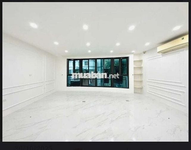 Tôi cần bán nhà mặt ngõ Lương Định Của 9tầng thang máy full nội thất