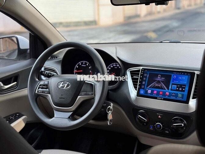 Hyundai Accent 2019 1.4 MT Base - 90000 km