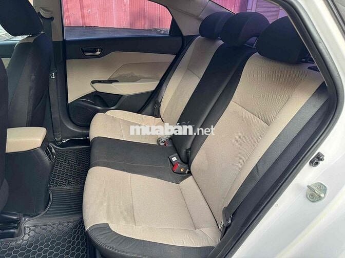 Hyundai Accent 2019 1.4 MT Base - 90000 km