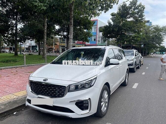 Kia Sedona 2.2 DAT Luxury 2019 - 56000 km