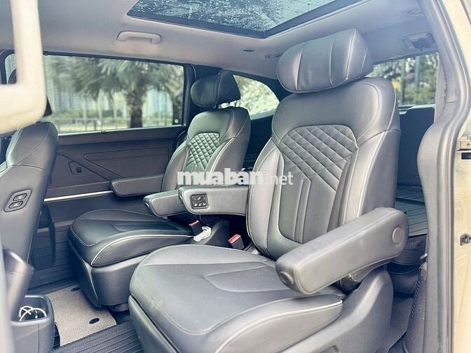 Hyundai Custin 2.0T 2024 - Wrap đen nhám - 4vkm