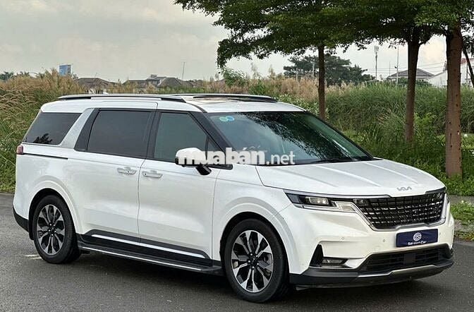 Kia Carnival 2022 Signature 2.2D - 38000 km