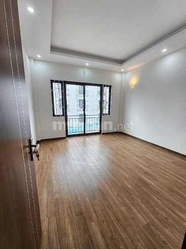 🏡 BÁN NHÀ LÒ ĐÚC – GẦN Ô TÔ – 42M² – 2 THOÁNG – CHƯA ĐẾN 12 TỶ!