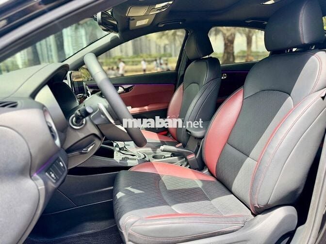 Kia K3 Premium 2024 - Màu đen - 1v4km