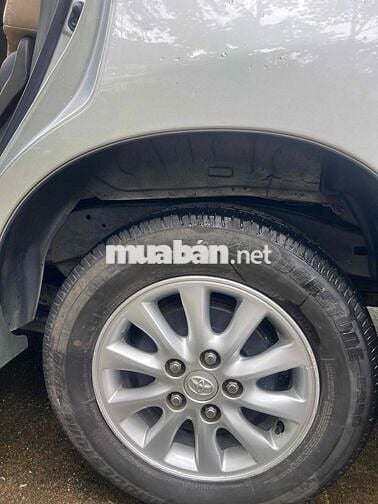 Cần bán innova 2013E