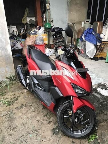 Vario 160 CBS đỏ chery Chính chủ biển 61 18.000km