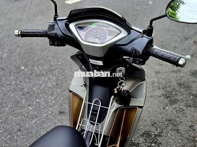 Em ít chạy đến nên bán Honda Future X Fi cuối 2010