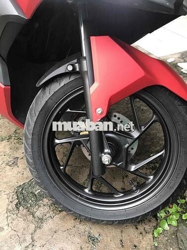 Vario 160 CBS đỏ chery Chính chủ biển 61 18.000km