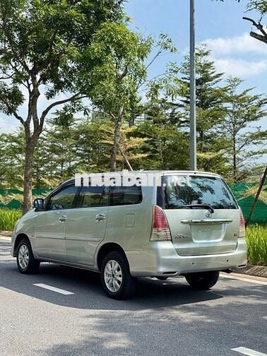 Toyota Innova G 2009