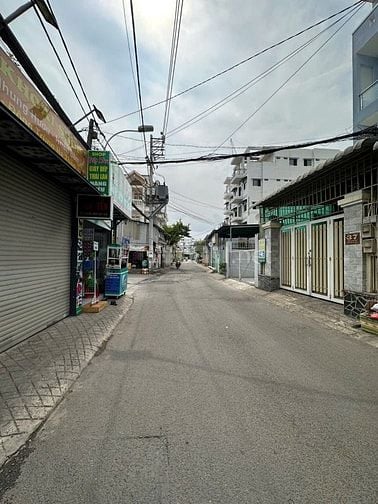 Bán nhà 3 lầu giá 13 tỷ đường 39 phường Bình Trưng TPHCM.