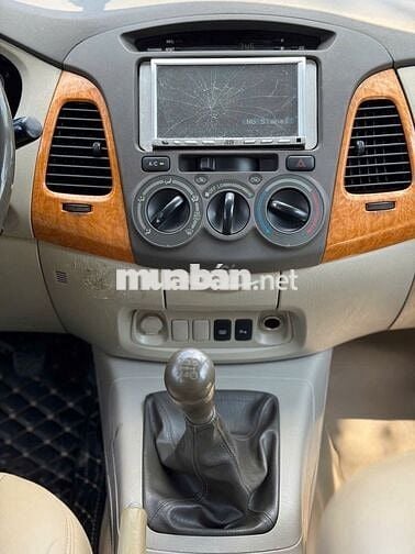 Toyota Innova G 2009