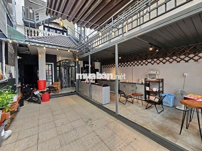 Sang hợp đồng cho thuê mặt bằng (5x20) số 352 Đại Lộ Bình Dương, Thủ D