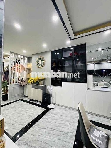 SIÊU PHẨM NHÀ PHỐ NHÀ BÈ 4 TẦNG THANG MÁY NHẬP Ý /