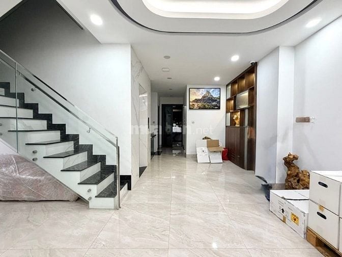 BÁN TÒA CĂN HỘ DỊCH VỤ 8 TẦNG - 13 PHÒNG - DÒNG TIỀN 100 TRIỆU/ THÁNG