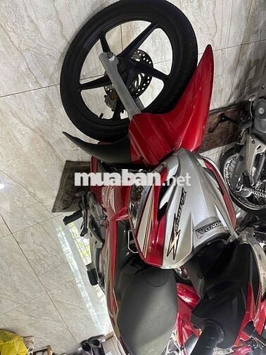 ha cảm tay xuất hóa đơn ra số mới ngay luôn.