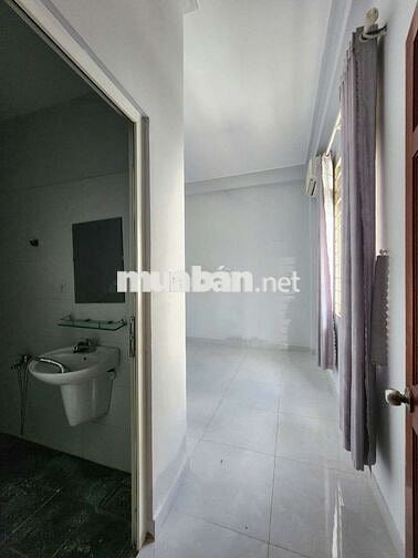 CHO THUÊ CĂN GÓC 2 MẶT HẺM XE HƠI ĐƯỜNG HIỆP BÌNH