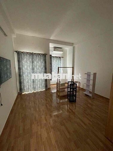 Nhà 1 trệt 1 lầu 2PN 2WC sẵn nội thất mới đẹp gần Lê Văn Chí Thủ Đức