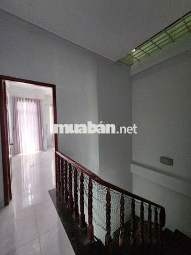 CHO THUÊ CĂN GÓC 2 MẶT HẺM XE HƠI ĐƯỜNG HIỆP BÌNH