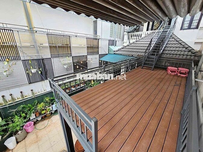 Sang hợp đồng cho thuê mặt bằng (5x20) số 352 Đại Lộ Bình Dương, Thủ D