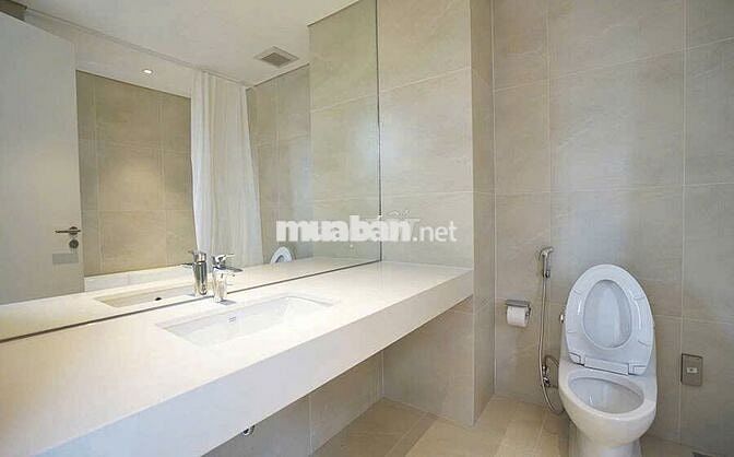 gần Lotte tayho, gân hồ tây 45m2 ,11trieu 1n1k