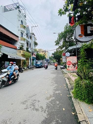 bán LÔ GÓC 2  MẶT TIỀN KINH DOANH, + 6 PHÒNG CHDV, DT 4,5m x 15m đs 59