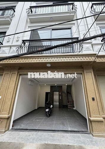 🏠 Gân Aeon Nhà mới 6 tầng thang máy, ô tô vào nhà, trung tâm Phố Trạm